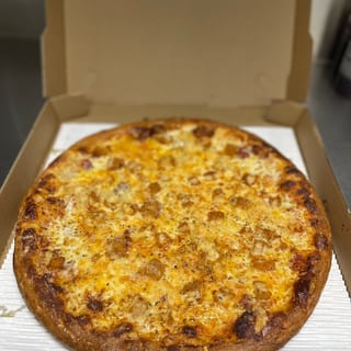 18in SUPER CHICKEN PARMESAN