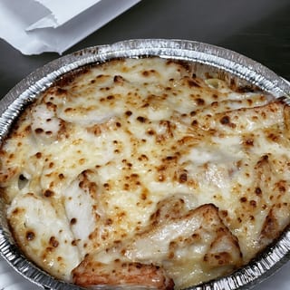 CHICKEN FETTUCCINI ALFREDO DINNER